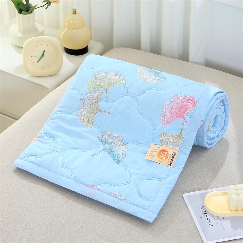 Washable Cotton Summer Cooling Quilt – Thin Gift Quilt for Air Conditioned Rooms