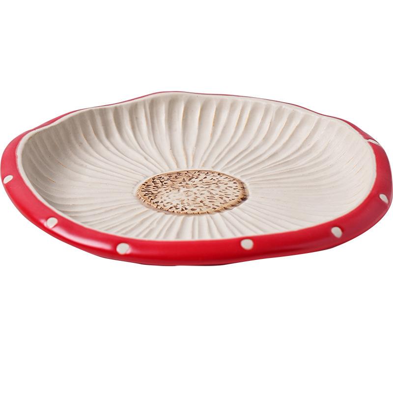 Keramikgeschirr mit rotem Pilz, süßes Mädchen-Herz-Pilz-Geschirr, Haushaltsgeschirr mit unregelmäßigem Cartoon-Muster, Küchenutensilien