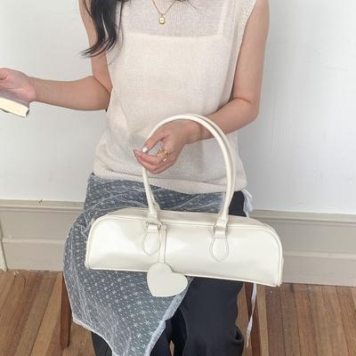 Love Decorative Baguette Bag Women's New Shoulder Armpit Bag Niche Design Fashionable Simple Hand Bag