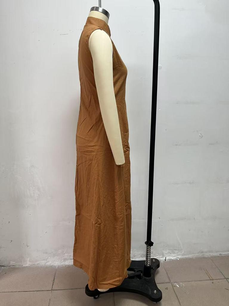 Women's 2026 Minimalist Stand Collar Sleeveless Maxi Dress