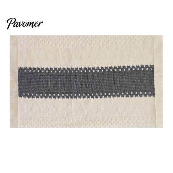 Farmhouse Fabric Placemats Bohemian Fringed Placemat Soft Cotton Linen Vintage Jacquard Machine Washable for Home Dining Table Decoration