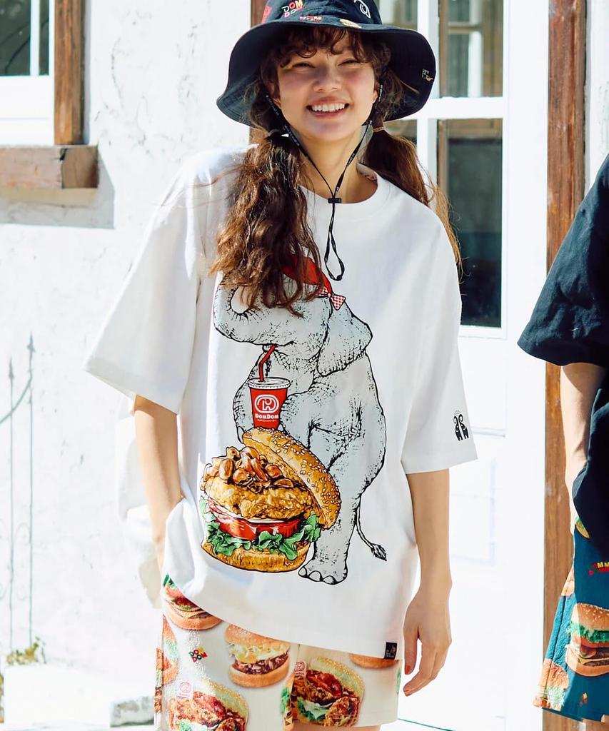 [go Slow Caravan] 341963 DOMDOM×gsc Miso Peach Chicken Burger Elephant BIG TEE White L