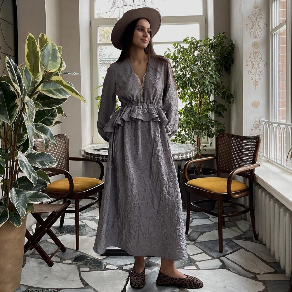 Pleated texture dress European and American spring and summer new lotus leaf edge lantern sleeve lace lace dress