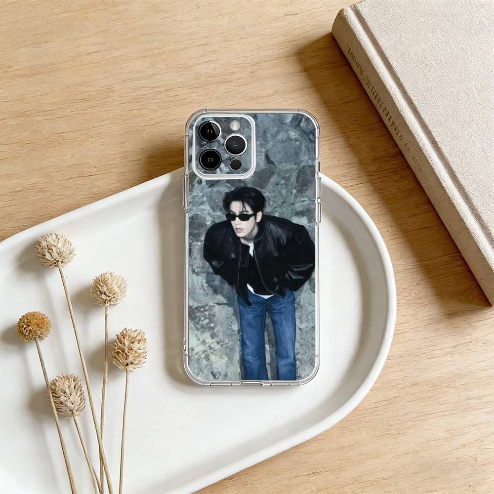 

Zhang Ling He Chinese Actor Phone Case For iPhone 17 16 15 14 13 12 11 Mini Pro Max Plus Transparent Cover iPhone17promax