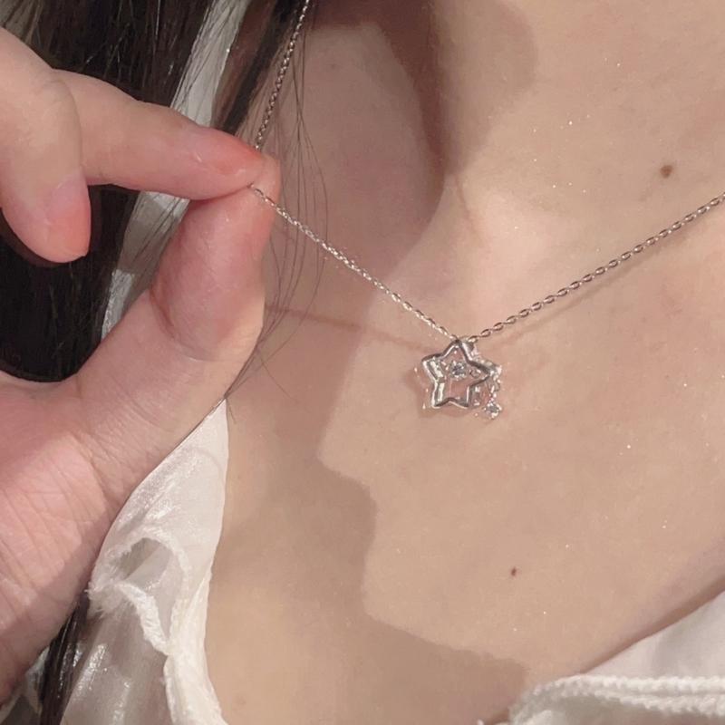 Dangling Star Necklaces Women Girl Hollow Star Pendant Necklaces Fashion Party Jewelry Alloy Material for Women Girls