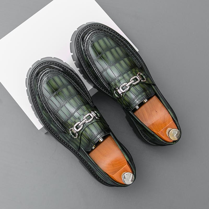 Fashion Fashion Brand Men's Comfortable Thick Soled Round Toe Loafers for Spring New Men's Retro Style Crocodile Leather Oxford Shoes