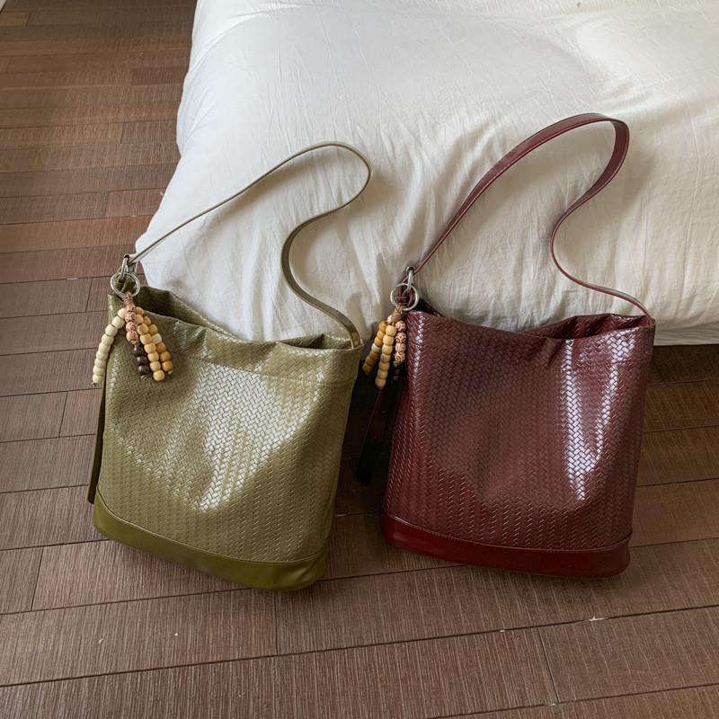 IELGY Ladies Messenger Bag Woven Pattern Bucket Bag Solid Color All-Match One Shoulder