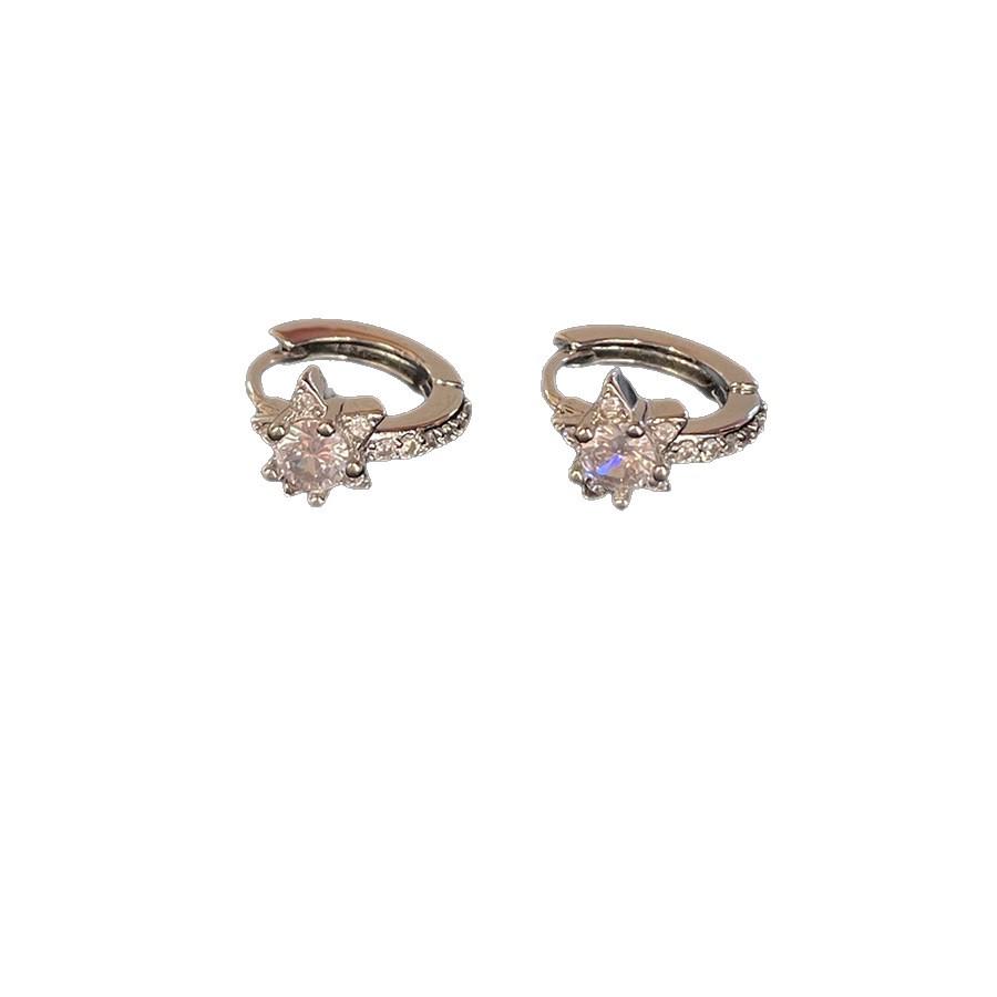 Elegant Zircon Star Ear Cuffs - Versatile, Fashionable, Light Luxury Earrings with a High-End Feel