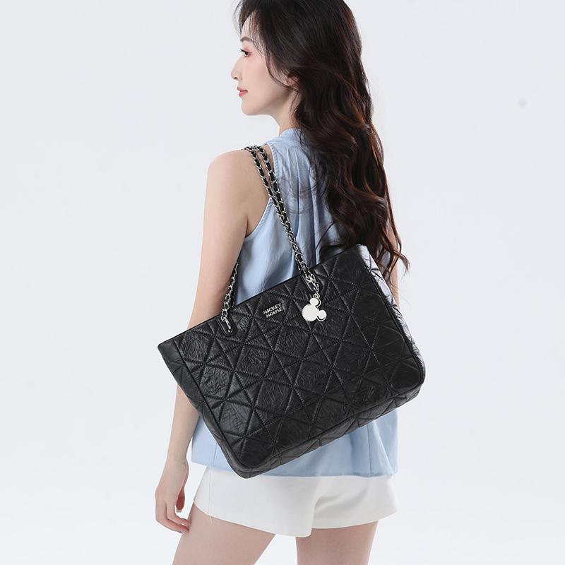 New Disney Mickey Series Polyurethane Synthetic Leather Tote Handbag, Shoulder Bag, Chain Bag Large Size Women's Black DHF41116-A