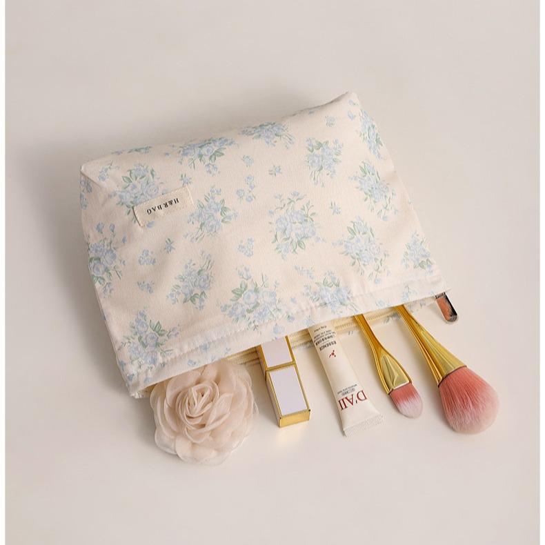 Portable Floral Canvas Cosmetic Bag for Women