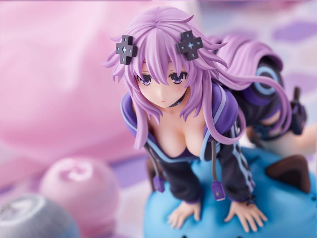 Broccoli Hyperdimension Neptunia "Dimensional Traveler Neptunia" Asleep Ver. 1/8 Scale ABS & ATBC-PVC Painted Figure