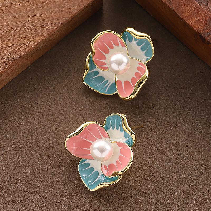 Mori sweet exquisite pastoral enamel drop glaze three-dimensional flower pearl earrings light luxury temperament high-end earrings