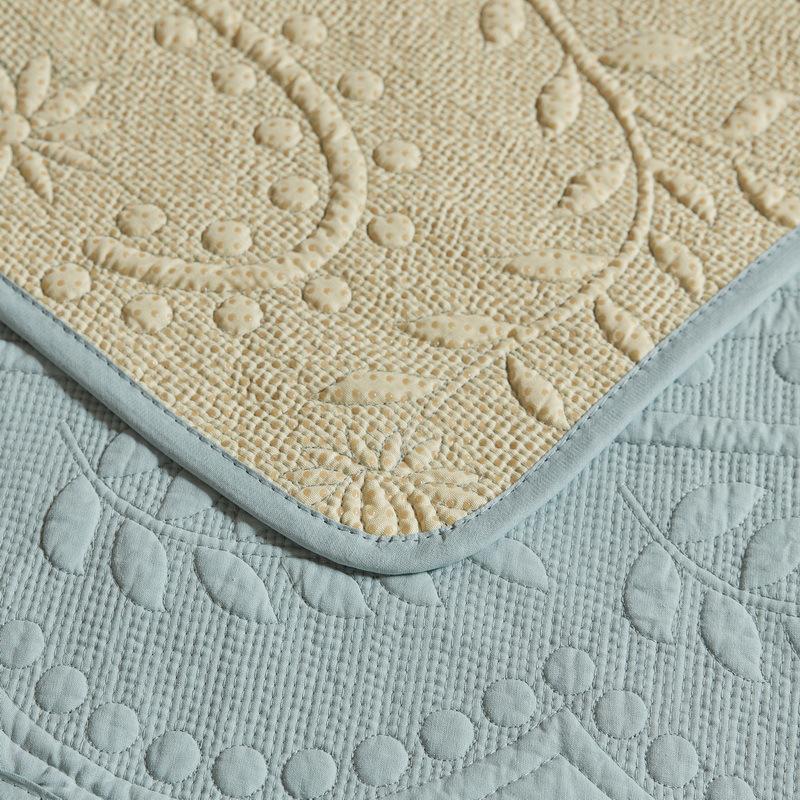 Vintage Embroidered All-Cotton Sofa Cushion with Non-Slip Lace, Four Seasons Universal Cover