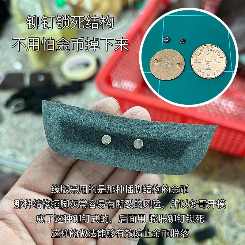 Hand-polished gold coin loafers women's British small leather shoes design sense niche retro thick heel bright leather round head single shoes