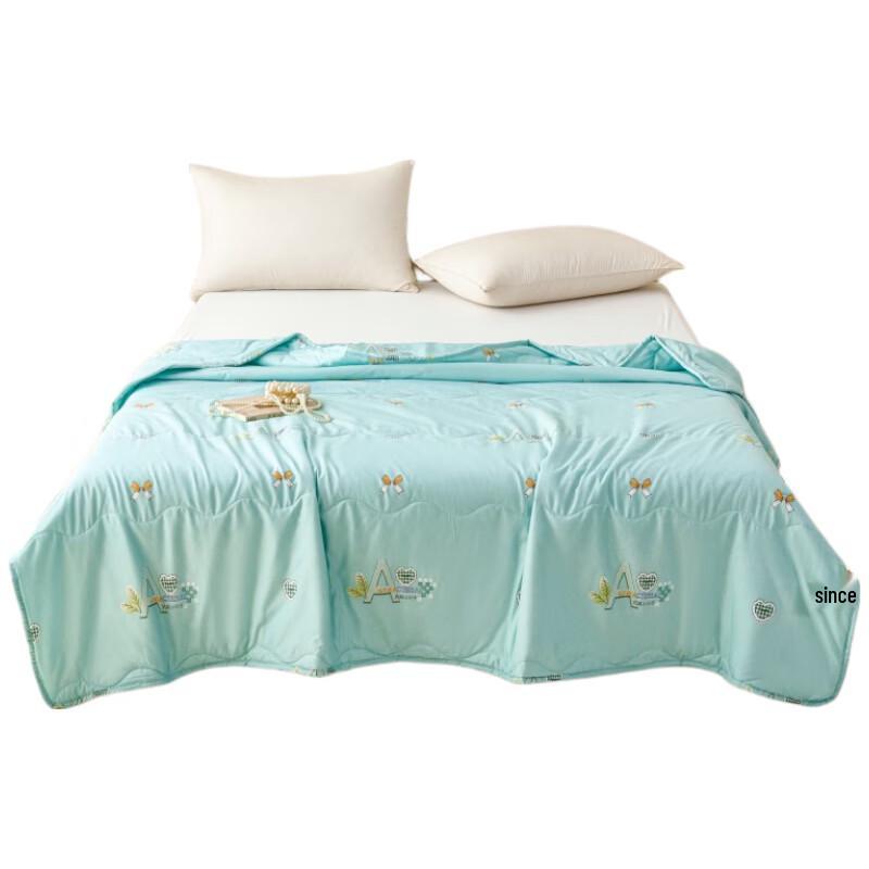 Hodo Tea-Infused Cotton Summer Quilt