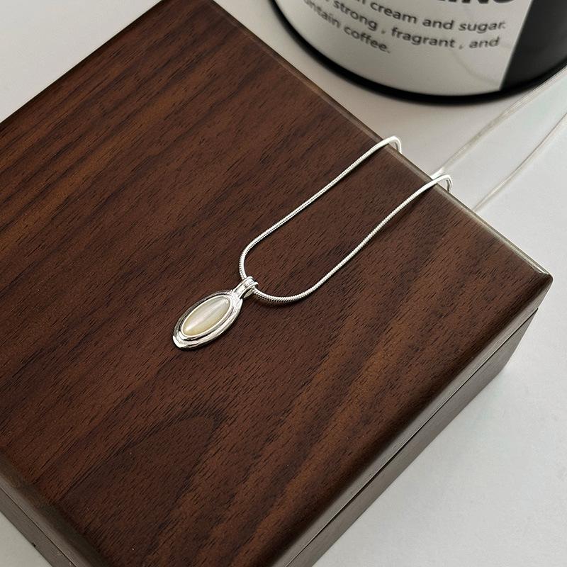 PANJBJ 925 Sterling Silver Mint Green Stone Necklace for Women Geometry Block Sweet Design Special Jewelry Gift Dropshipping