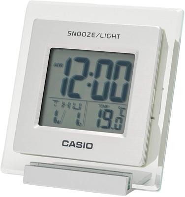 Digitaler Wecker mit Temperatur- und Kalenderanzeige, Silber, DQ-735-8JF