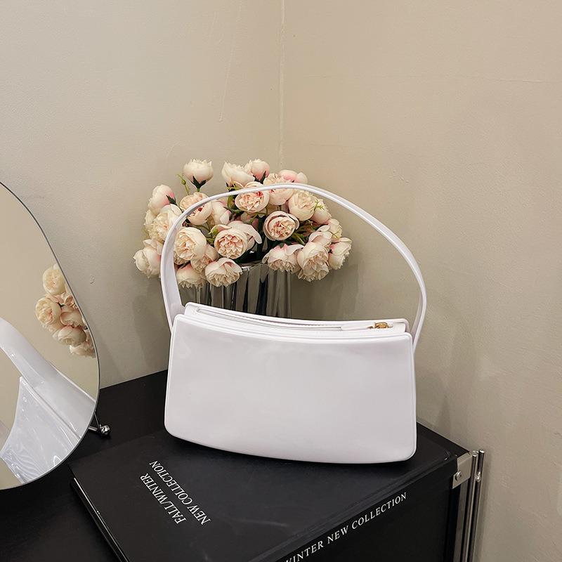 Summer New Fashion Hand Bag Underarm Jelly Bag Women's Baguette Bag Bright Color Versatile Trend Handbag