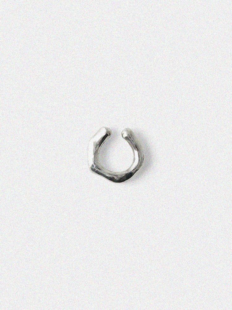 Douhab Bumpy Simple Ear Cuff_Silver