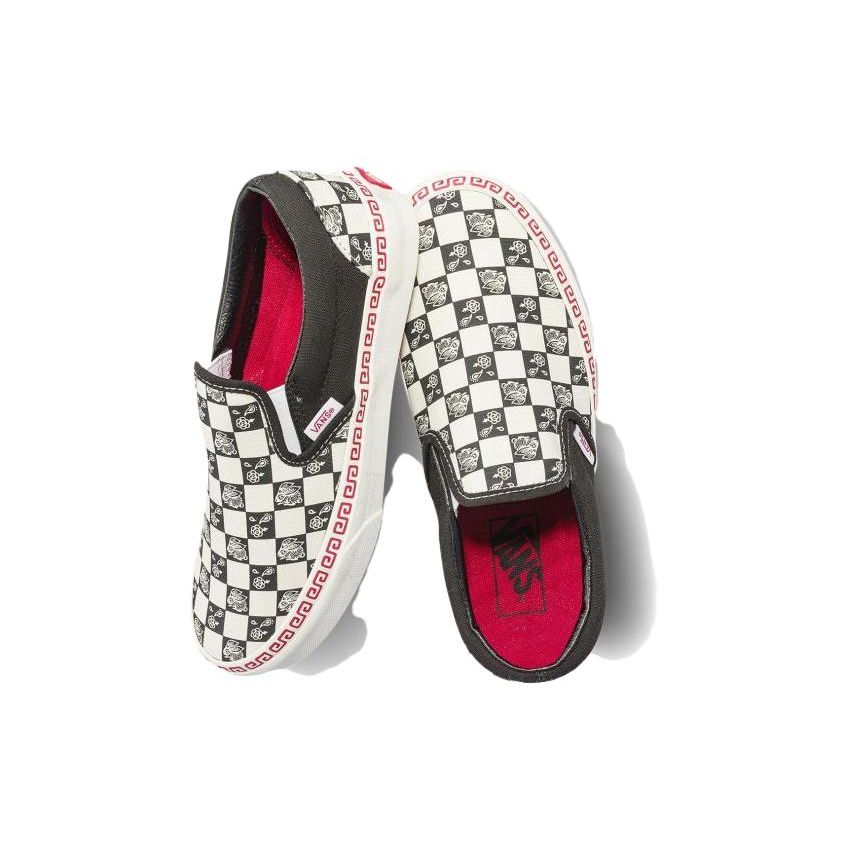 Vans Slip-On Rabbit Year Zodiac Leather Fabric Checkerboard Low-Top Skate Shoes Unisex Sneakers Black White VN0A5JLXBMA