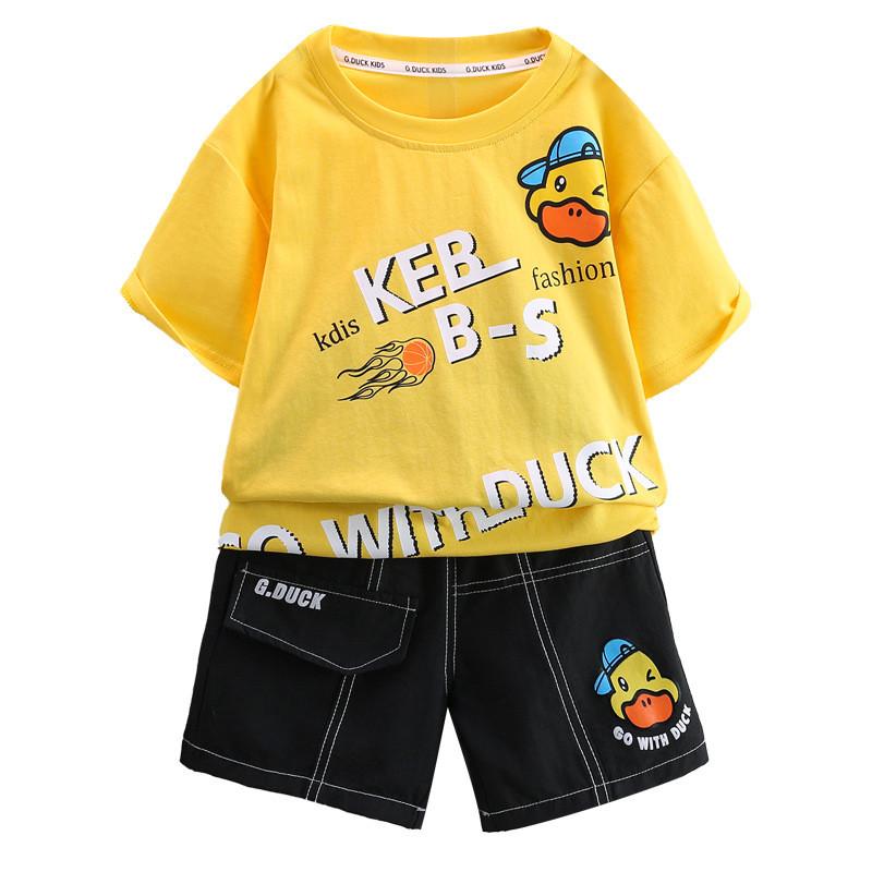 Stylish Summer Short Sleeve Set For Boys Featuring Cute Cartoon Duck Design Ideal For Ages 3 To 8