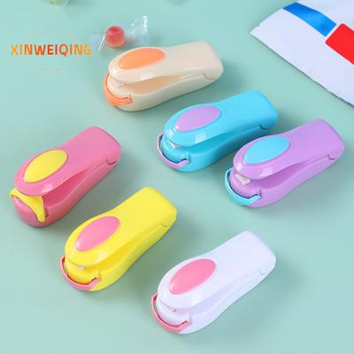 Mini-Batteriebetriebener Verschließer für Plastiktüten, schnell, hocheffizient, arbeitssparend, robust, hält Lebensmittel frisch