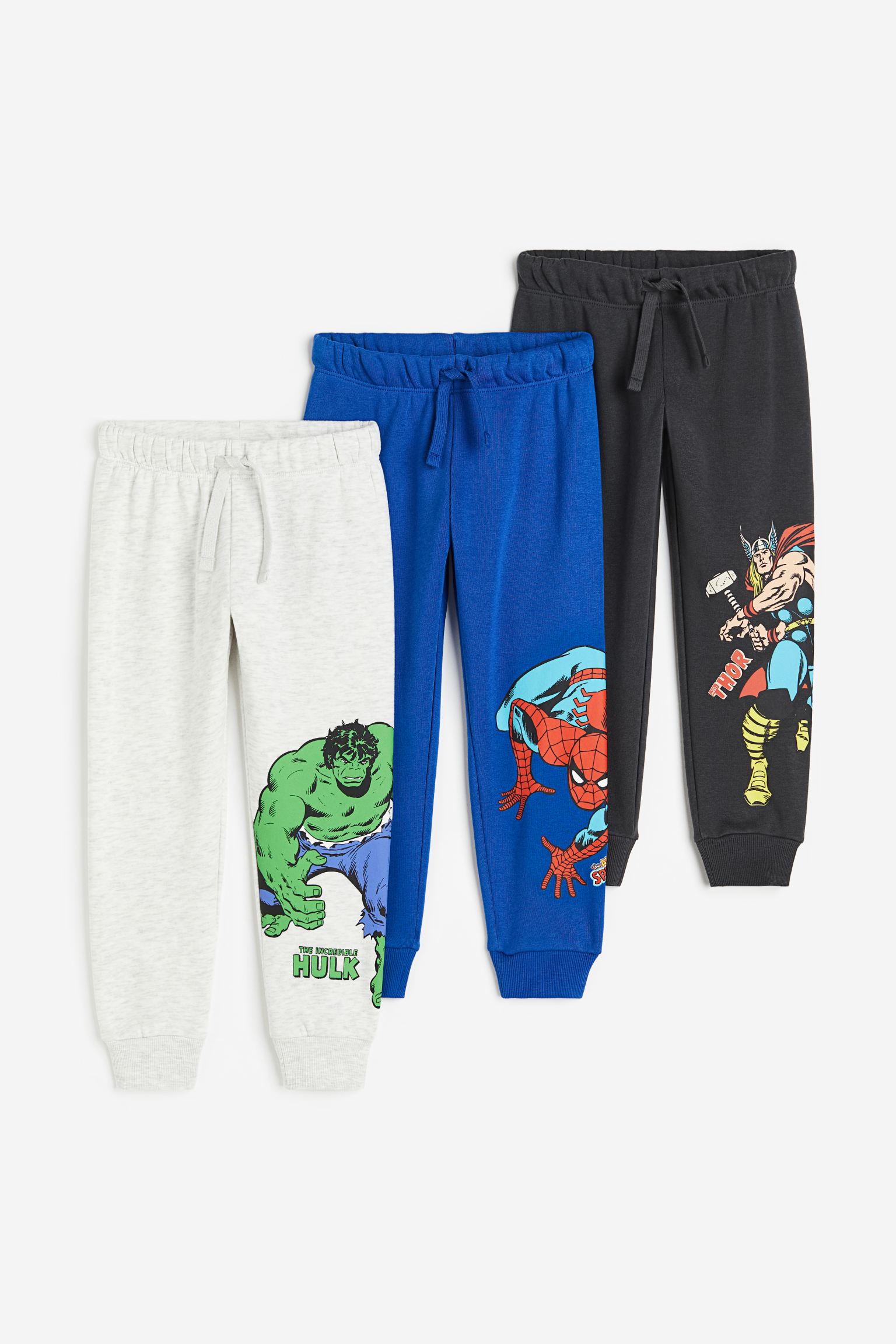 

Комплект из трех джоггеров с принтом