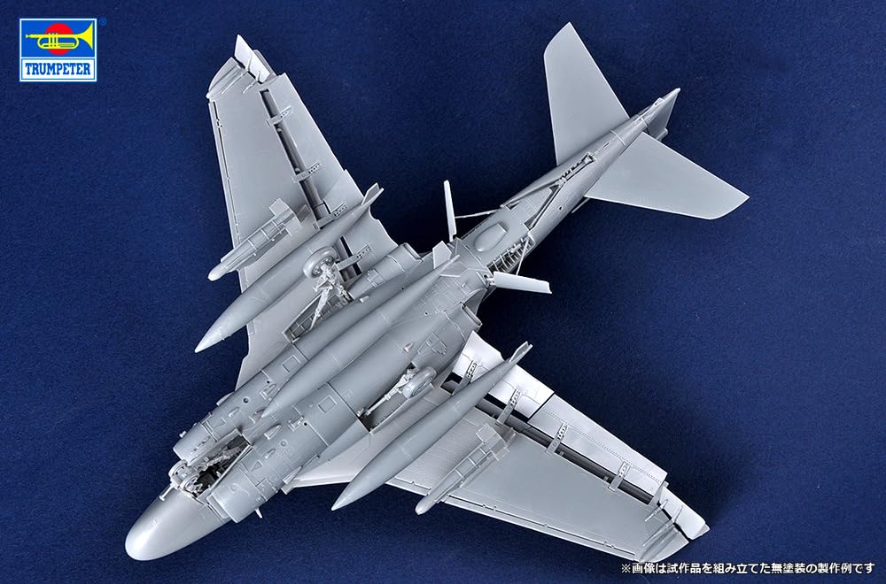 Trumpeter Intruder Plastic Model 01640 1/72 A-6A