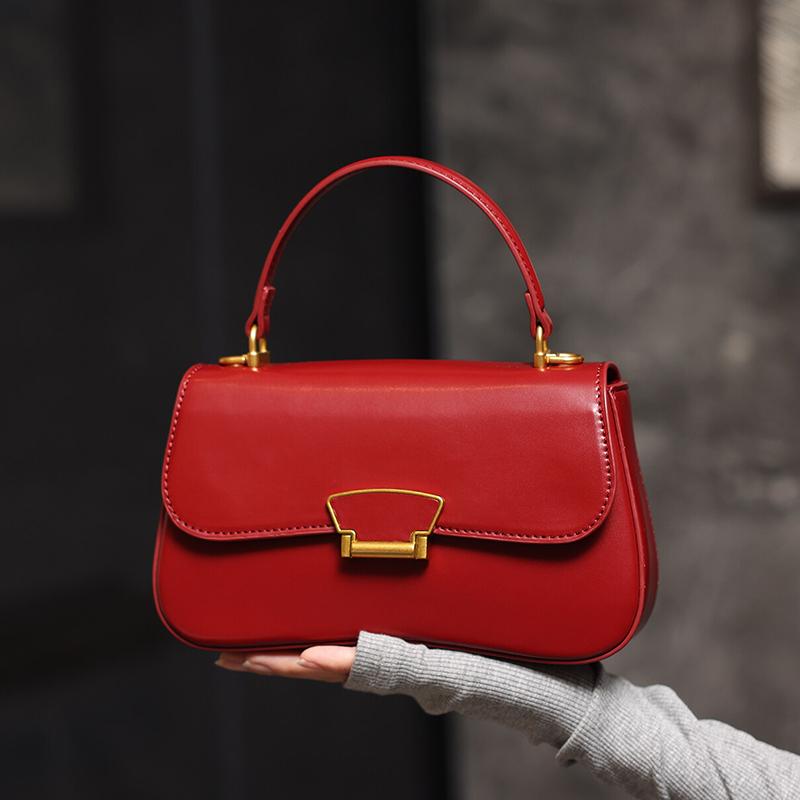 

Wedding Bag Handbag Women s Shoulder Bag Versatile Single Shoulder Crossbody Bag Commuter Small Square Bag 22x12x5cm