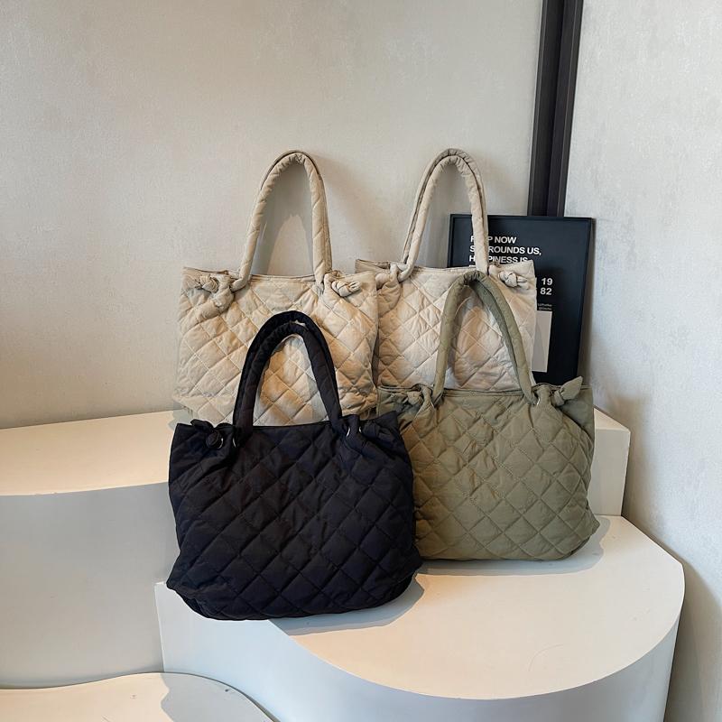 Diamond Embroidery Shoulder Bag Lightweight Commuter Large Capacity Tote Bag