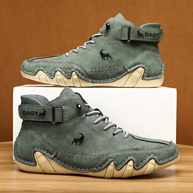 Beliebte Herrenschuhe High-Top Baumwollschuhe Herren Freizeitschuhe Winter Samt verdickte Schuhe Martin Stiefel Herren