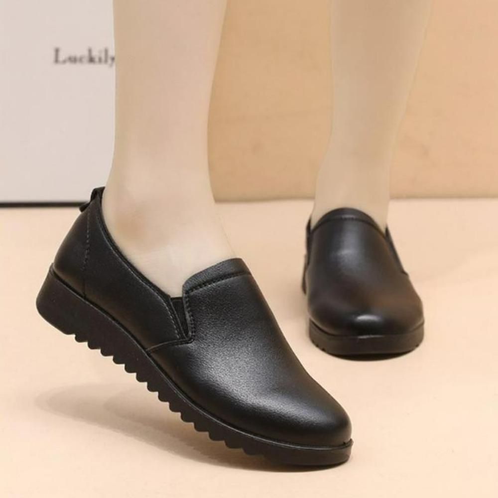 

Модные новые весенние туфли-лоферы на мягкой подошве, черные кожаные туфли, повседневная обувь с противоскользящим покрытием, женская удобная рабочая обувь, кроссовки на плоской подошве 36 чёрный