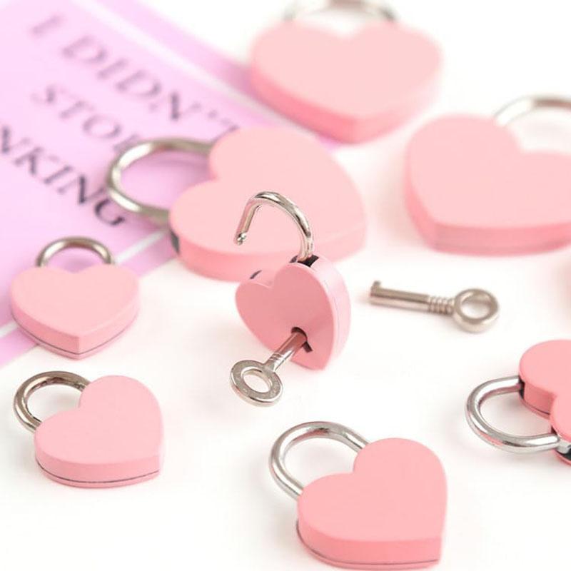 Szív Alakú Fém Lakat Kulccsal Színes Különleges Lakat Háztartási Ékszerdoboz Tárolódoboz Naplókönyv 45x59mm