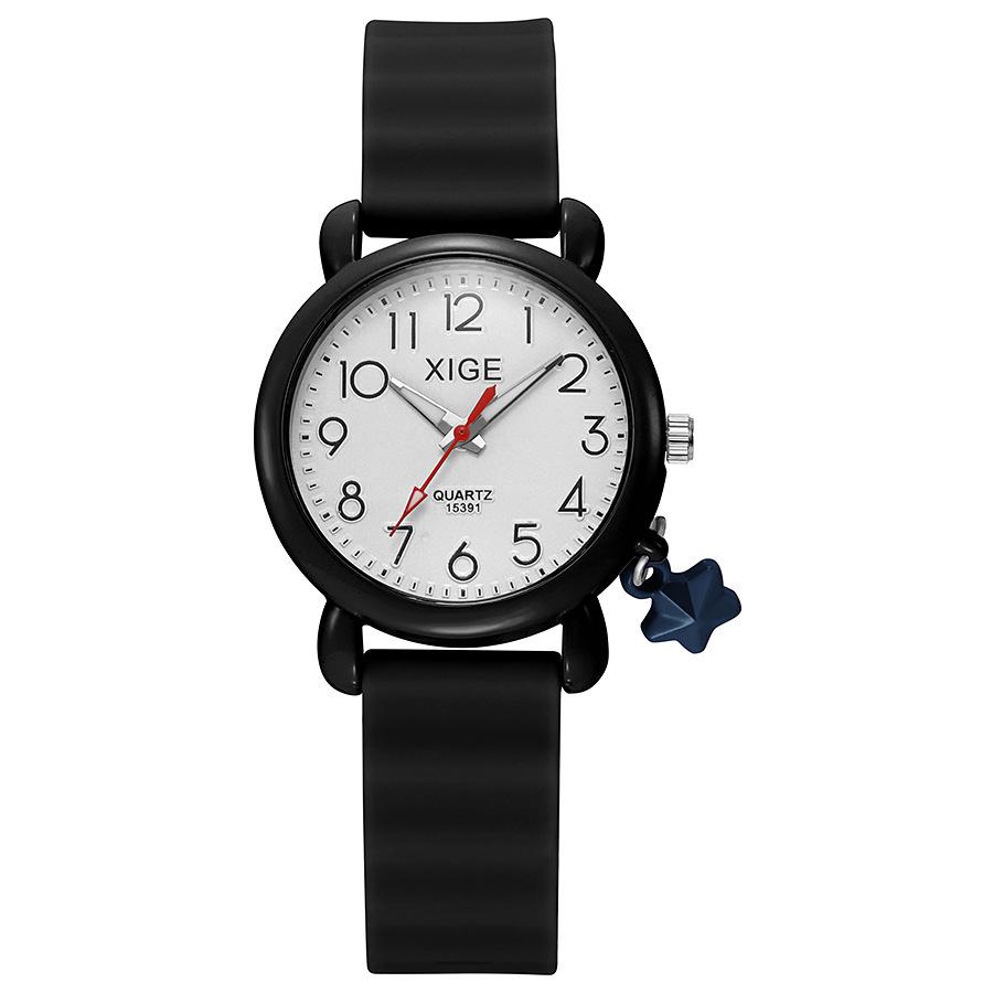 Simple Black White Women Quartz Watches Minimalist Design Silicone Strap Bracelet Wristwatch Women's Fashion Dress Watch Gifts