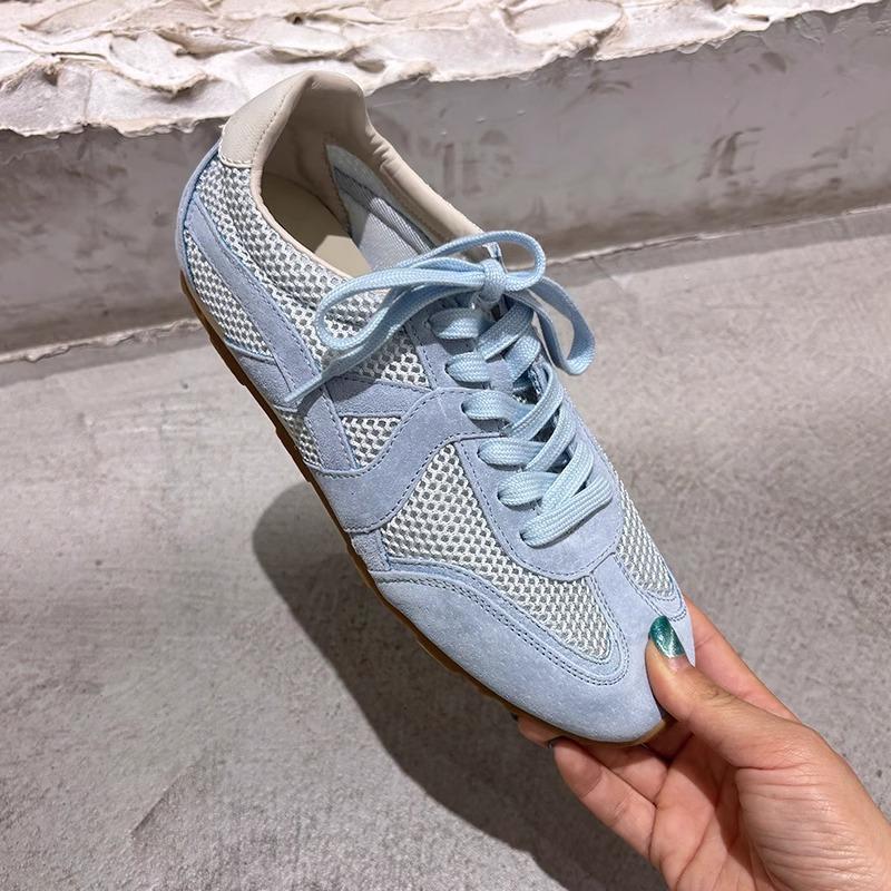 Retro round head mesh color matching breathable flat bottom German training shoes women's college style casual versatile sports board shoes white sh