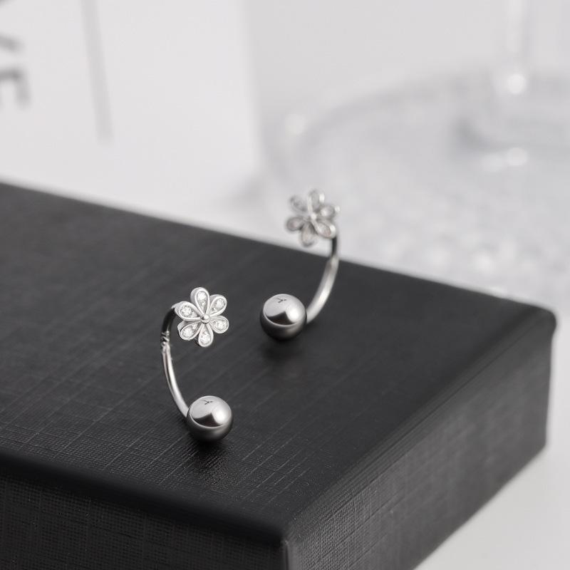 Diamond-Studded Flower Screw-On Earrings Understated Design Unique U-Shaped Earrings For Women