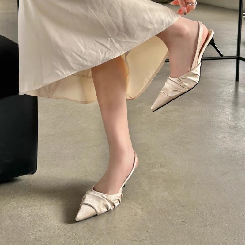 Móda Horký prodej Letní dámské boty Jednobarevné Špičaté Stiletto Velká velikost Banket Svatba Jednořádková přezka Dámské vysoké podpatky