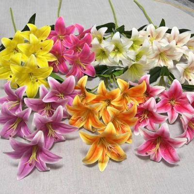 Echte Berührung 67cm Künstliche Lilienblume 2 Köpfe 3D-Druck Gefälschtes Lilienbukett DIY Seidenhochzeit Brautstrauß Wohnzimmerdekoration