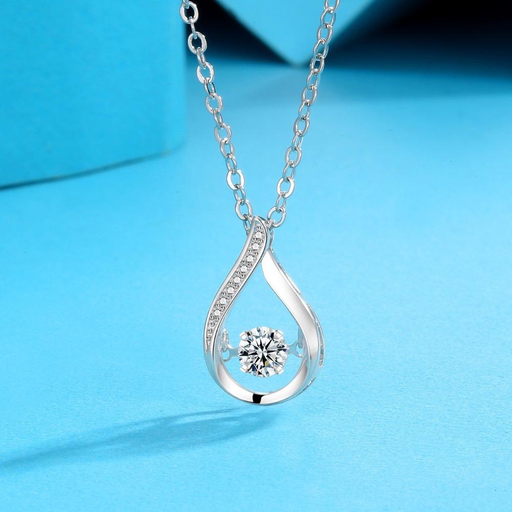 Women's Zircon Necklace 1 Carat Moissanite Drop Pendant Jewelry