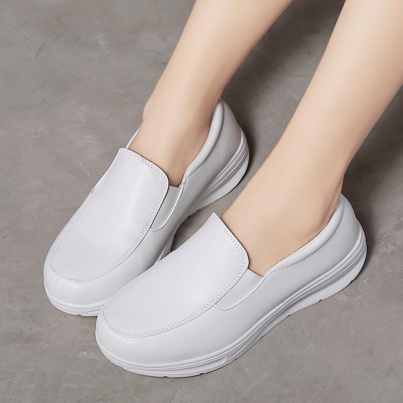2023 Women's Plus Size Casual White Nurse Shoes for Outdoor Travel and Sports