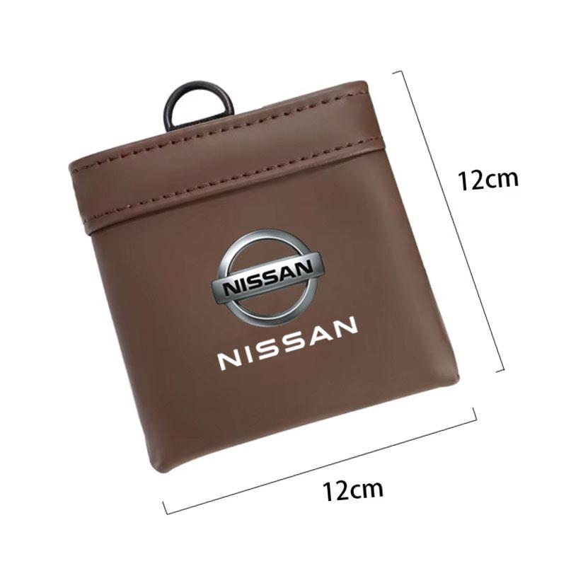 Car Debris Bag Sunglass Holder Phone Key Pocket Vent Storage Bag For Nissan Rogue WPathfinder X-Trail GTR Note Qashqai Juke