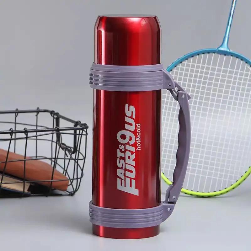 

Термос 1,2 л Большие вакуумные колбы из нержавеющей стали Изолированная термокружка для путешествий на открытом воздухе Спортивная бутылка для воды Товары для дома 1.2L красный