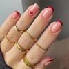 Naklejki na Walentynki - Serce Francuski Manicure: Eleganckie Krótkie Czerwone Paznokcie w Stylu Europejskim