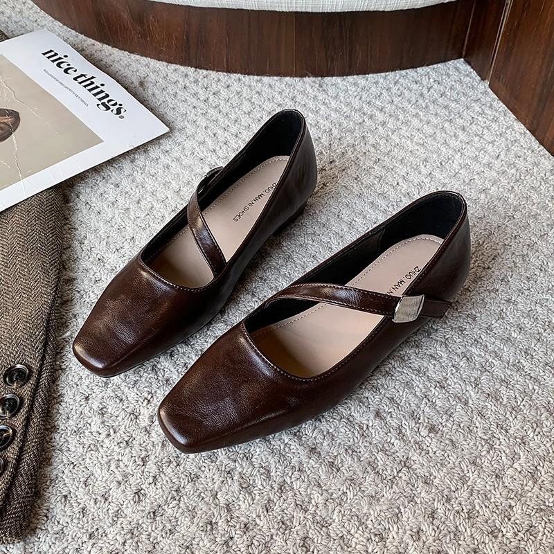 With small leather shoes square head 2025 retro Mary Jane shoes light mouth single shoes summer new temperament women's shoes word French