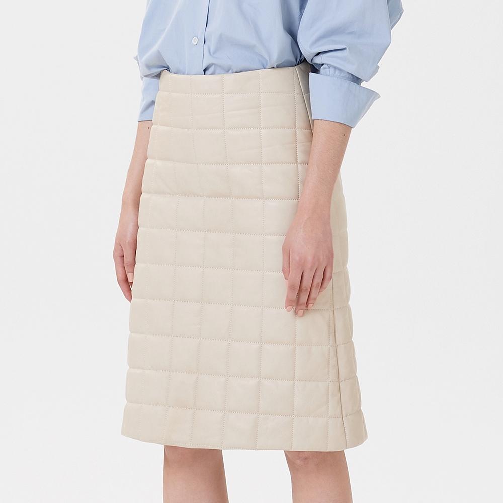Pin Black Quil Leather Skirts Ivory