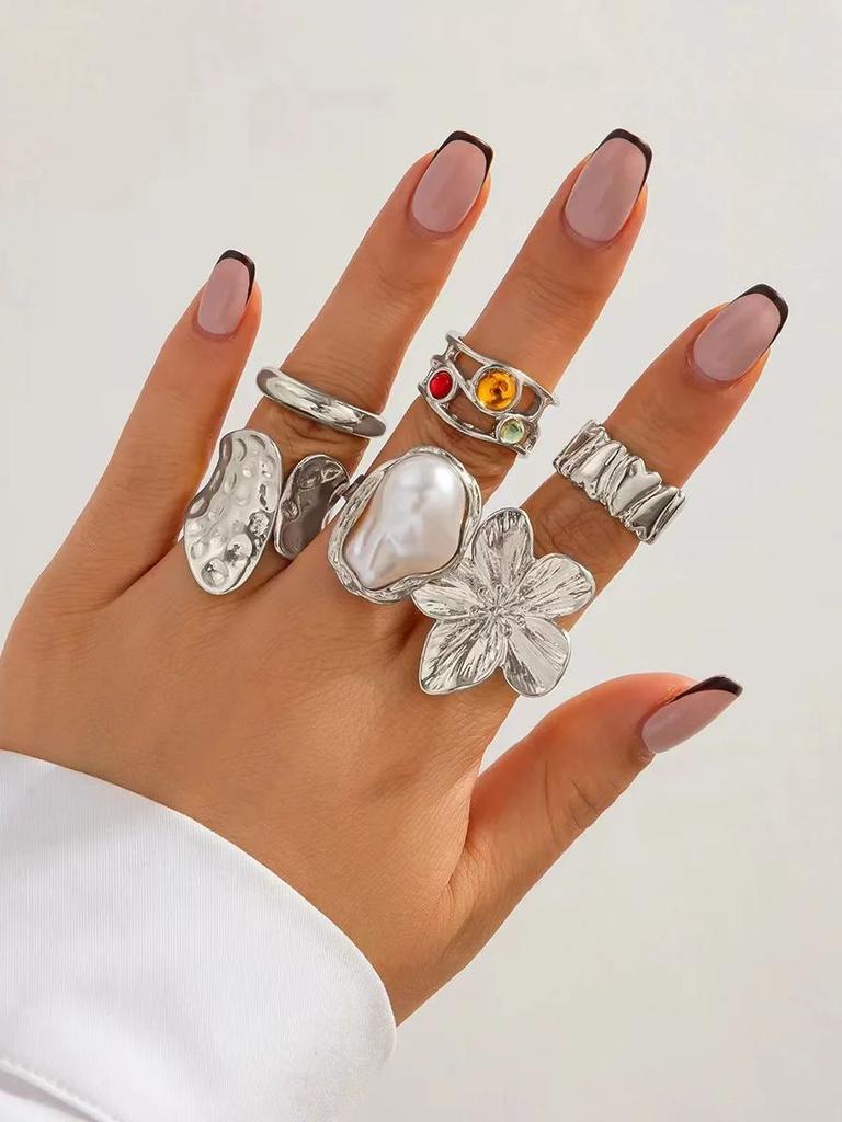 2025 New 6PCS Punk-Style Alloy Electroplated Irregular Exaggerated Flower Ring For Women Elegant Baroque Limited Pearl Ring Jewe