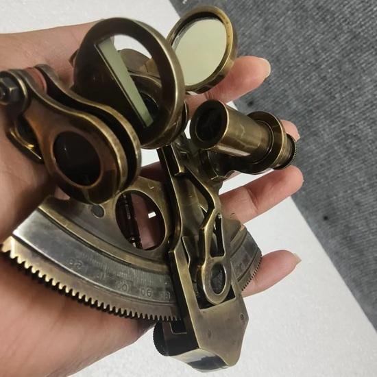 7.62 Cm Brass Kelvin Hughes Sextant London 1937 Marine Navigational Instrument Wedding Anniversary Birthday Christmas Fathers Mothers Gift