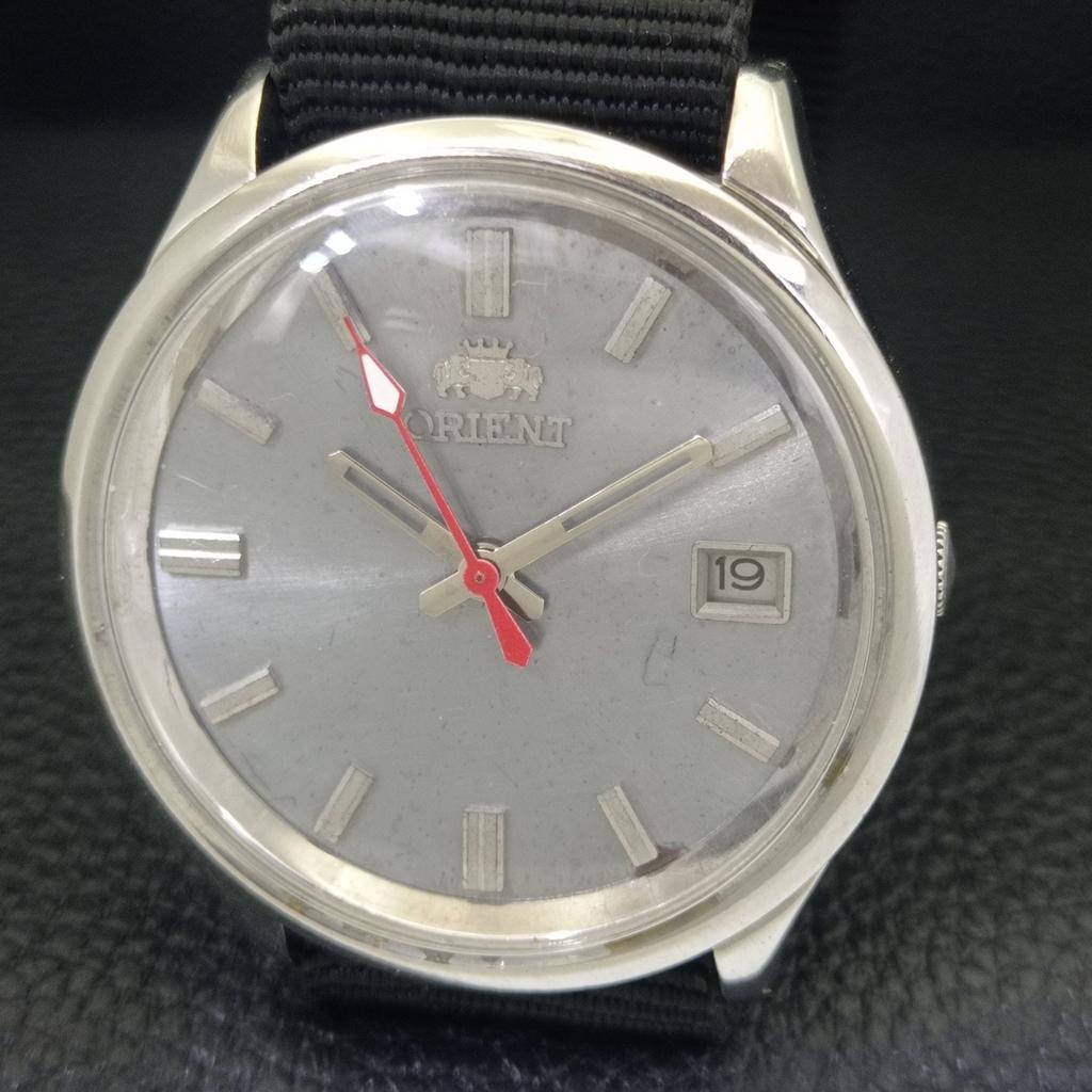 AUTOMATIC VINTAGE ORIENT JAPAN 46941 MENS ORIGINAL DIAL WATCH A703304-1