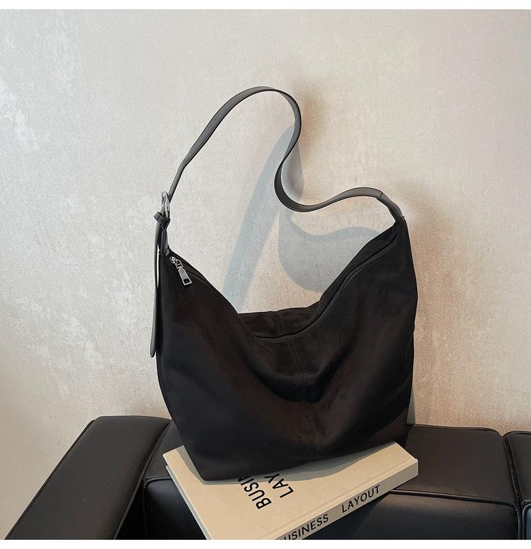 Suede Bag Women's Large-capacity New Autumn and Winter Casual Shoulder Messenger Bag Dumpling Bag