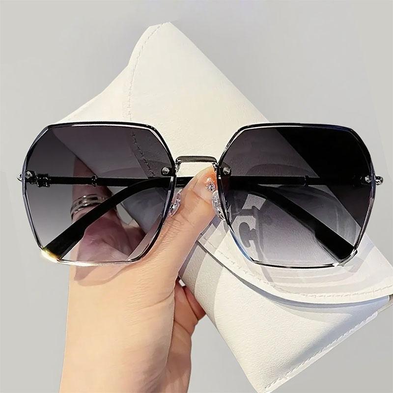 Non-polarized Metal Frameless Sunglasses Stylish Large Frame Women's Square Sunglasses Fashion Transparent Versatile Sunglasses
